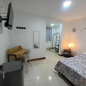 Habitación en casa particular Confortable Y A 1 Cuadra De La Playa